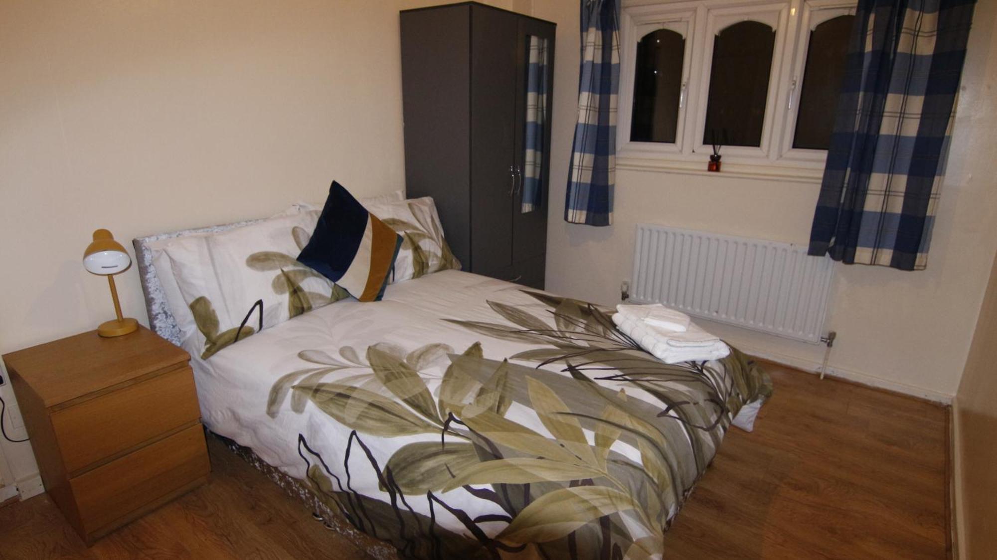 Entire Appartment Near Birmingham City Экстерьер фото